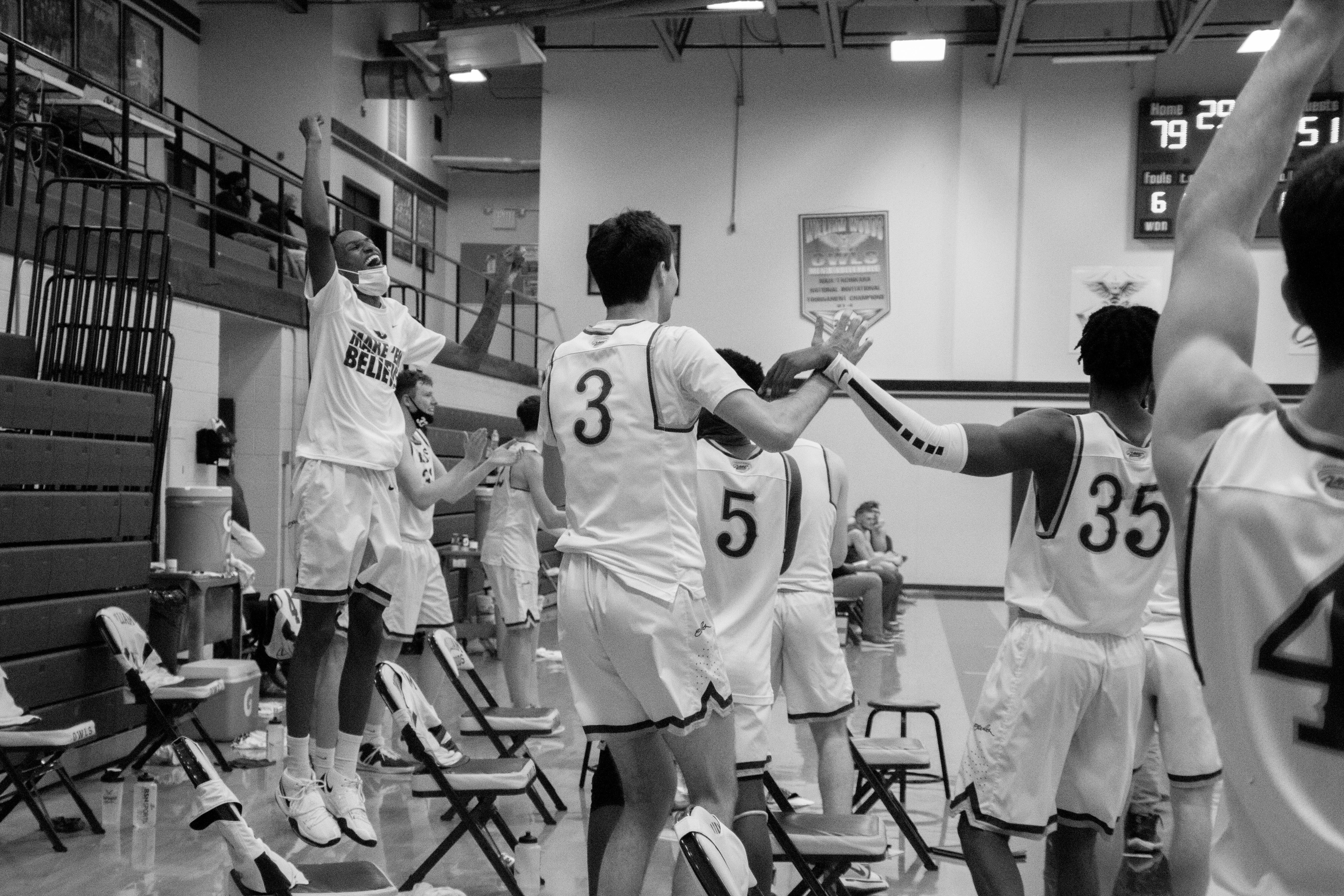 Basketball teamwork